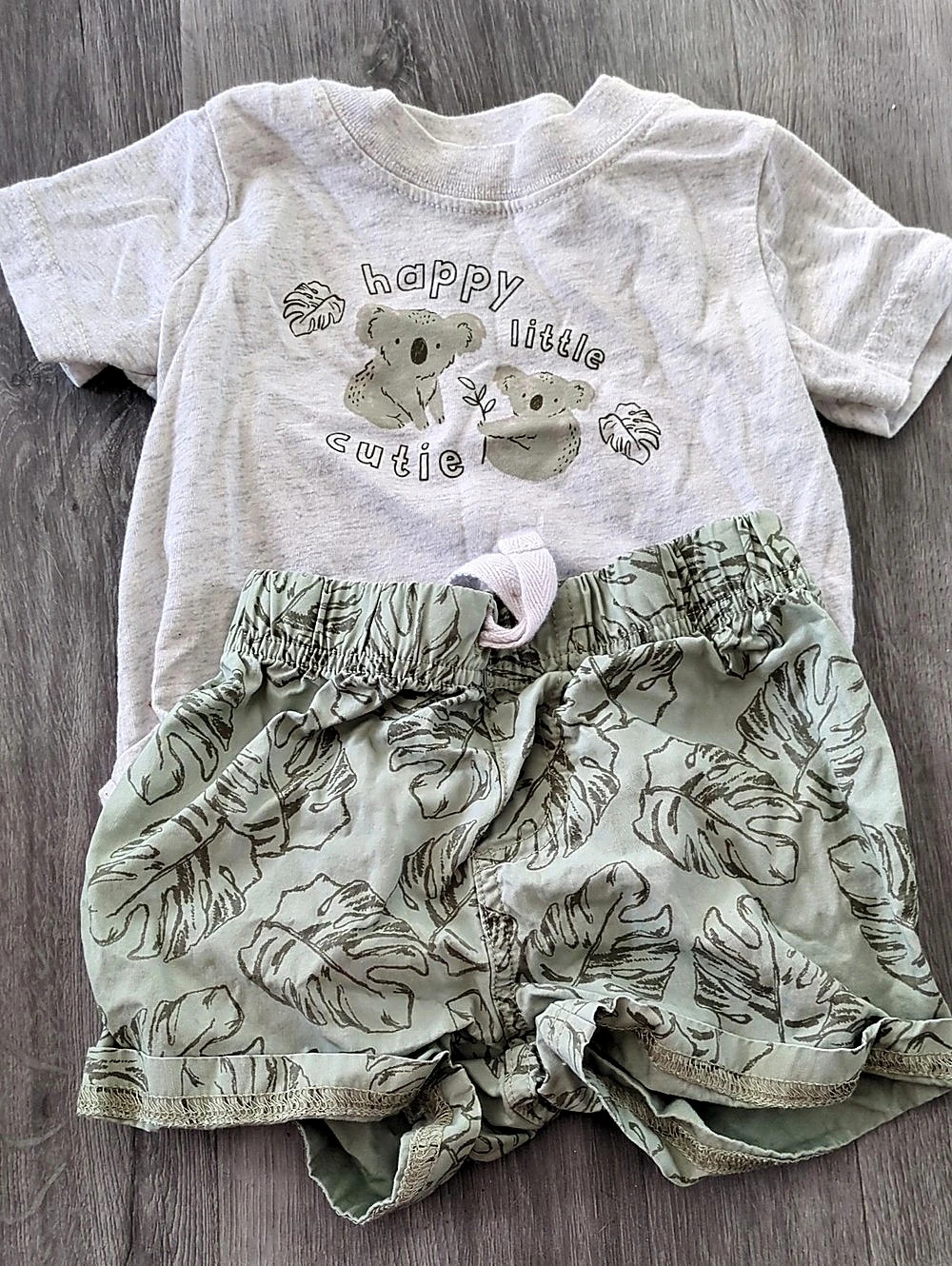 Child of Mine by Carter's Happy Little Cutie Koala Graphic Tee and Leaf Print